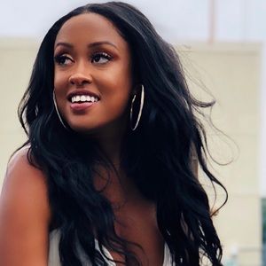 Meet your Posher, Sharmane